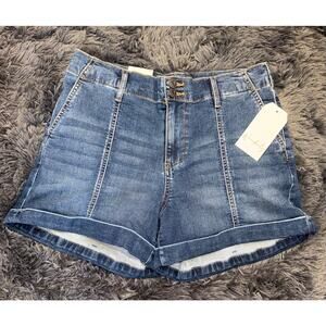 Wonderly High-Rise Short Size 4 Sits at Natural Waist